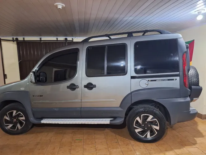 Fiat Doblo Adv/adv Tryon/locker 1.8 Flex 2012