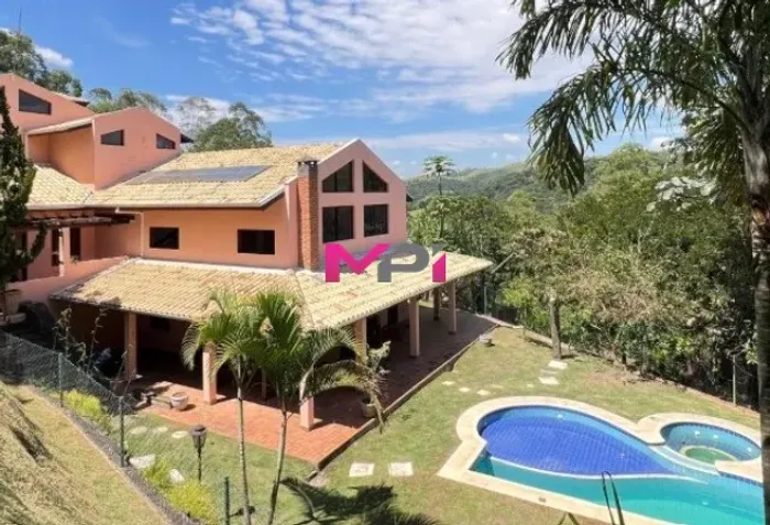 CASA A VENDA NO CONDOMÍNIO SERRA DOS CRISTAIS - CAJAMAR/SP.