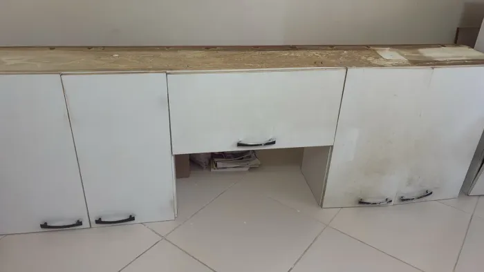 Armário de cozinha aéreo em MDF