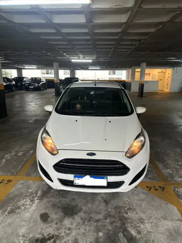 Ford Fiesta 1.5 16V Flex Mec. 5P 2015