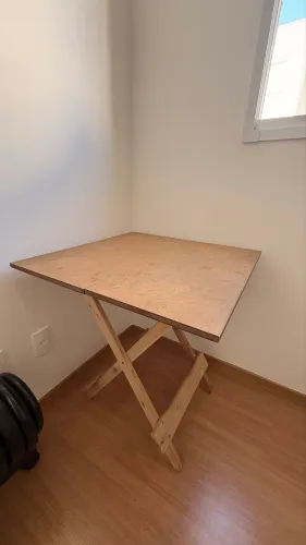 Mesa escrivaninha dobrável