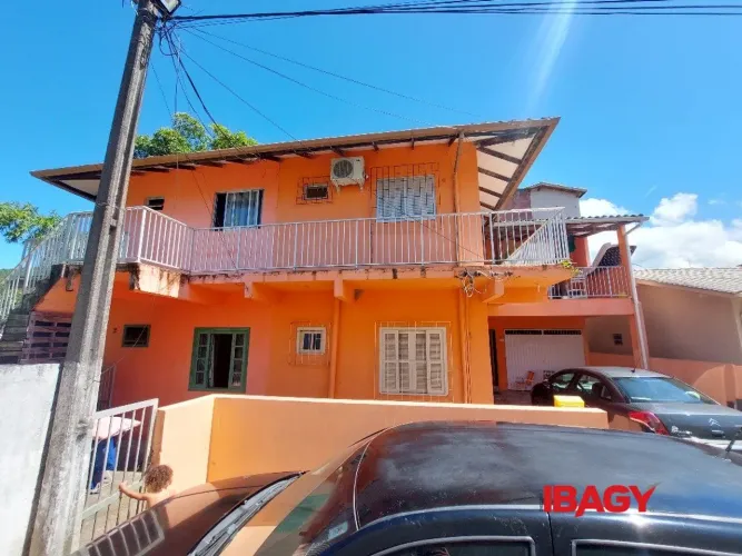 Excelente Kitnet 1 dormitório(s) em Barra Da Lagoa - Florianópolis