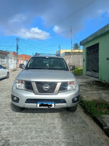 Nissan Frontier SV At.cd 4X4 2.5 TB Diesel Mec. 2013