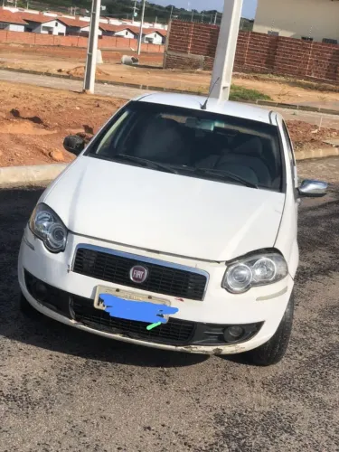 Fiat Siena Tetrafuel 1.4 MPI Fire Flex 8V 4P 2010