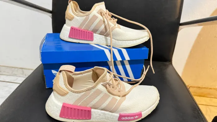 Tênis adidas feminino