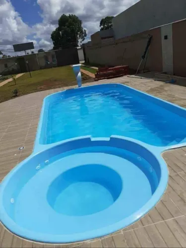 Piscina de fibra 8.50 x 3.70 com instalação completa inclusa