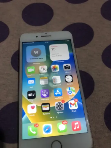 iPhone 8 plus 64 giga de memória 