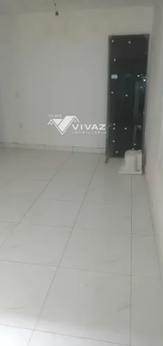 Apartamento tipo Garden com 02 Quartos e Vaga de Garagem em Bento Ribeiro