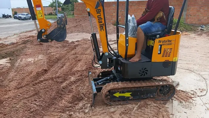Vendo uma máquina nova 
