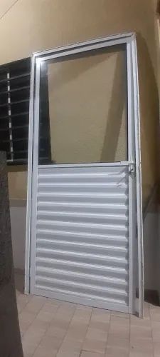 Porta aluminio e vidro 90x2.10 completa