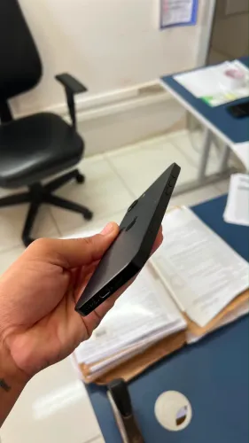 iPhone 16 e 128g