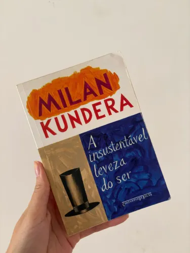Livro A insustentável leveza do ser - Milan Kundera
