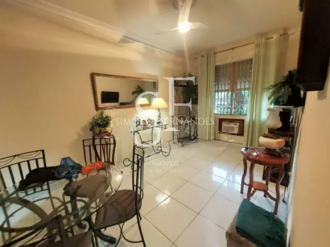 Tijuca - Rua Professor Lafaiete Cortes - Apartamento 2 quartos, banheiro social e dependên