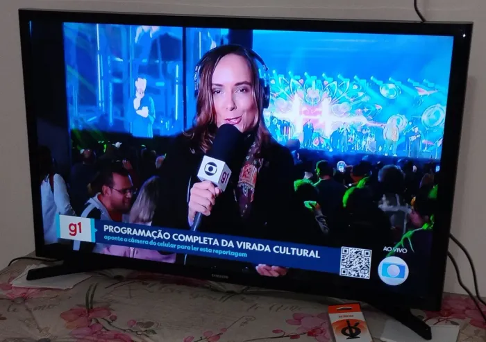 TV 32 ".  