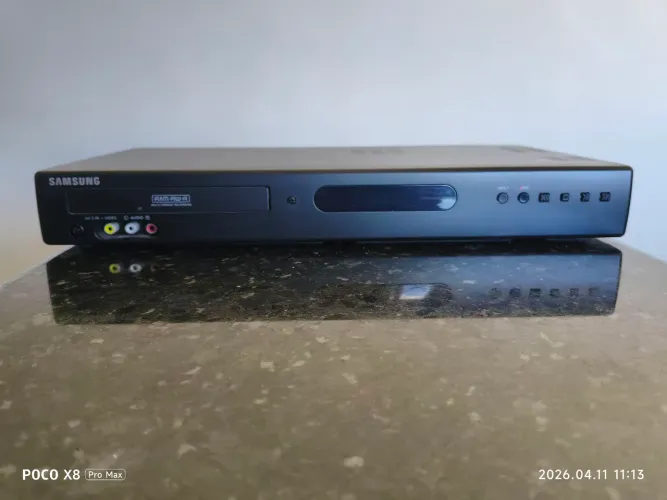 DVD reprodutor e gravador Samsung.