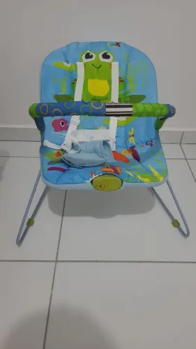 Cadeira de descanso para bebê com vibração-Excelente estado