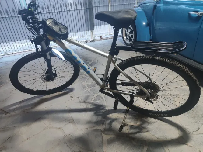 Bike semi nova,.marca caloi, adquirida em 2023, com Nota fiscal