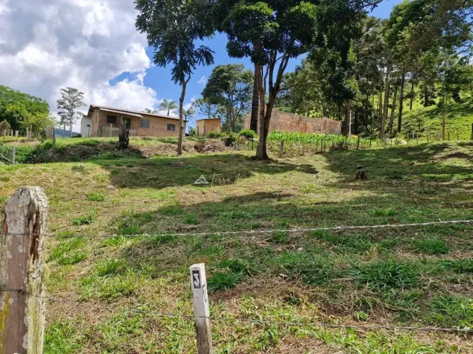 Terrenos à Venda em São Bento do Sapucaí - Bairro do Cantagalo