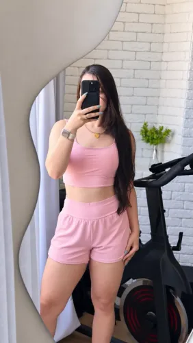 Conjunto de top e short duplo fitness 