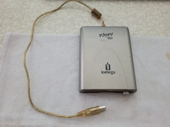 Unidade externa iOmega disquete alimentada por USB