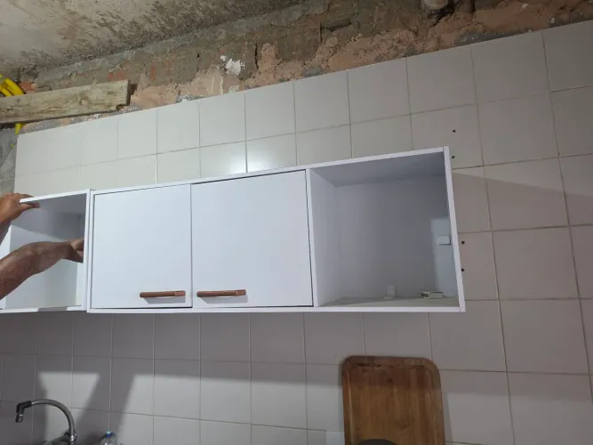 Móveis suspensos