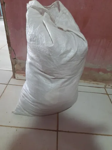 80 reais, pra bazar 60 peças.