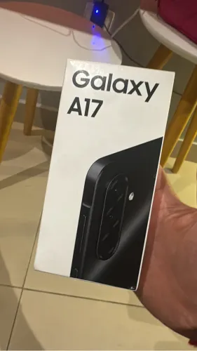 A 17 lacrado zero 8/256 aceito cartão