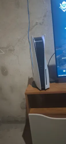 Ps5 fat 3000 com 2 controles