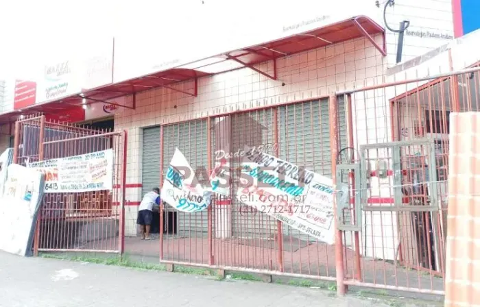 Loja Santa Luzia São Gonçalo RJ com 112 metros