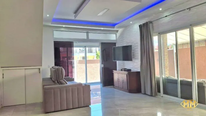 Casa Ampla a 300 Metros do Mar | Região das Gaivotas Financiável
