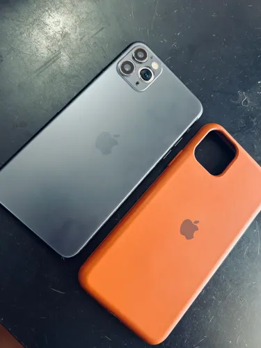 Vendo IPhone 11pro Max em bom estado de conservação