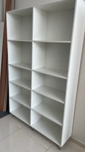 Móvel expositor de MDF 1,20 m X 1,80 m
