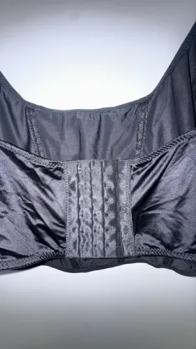 top lov preto ajustável