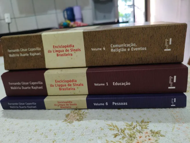 Dicionário Libras