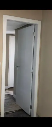 Pintura de porta, laqueamento, verniz 