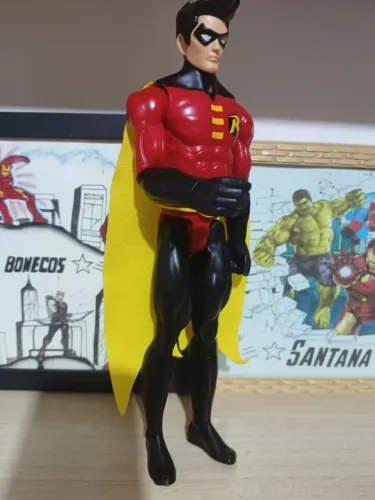 Robin 30 cm original marca Hasbro 