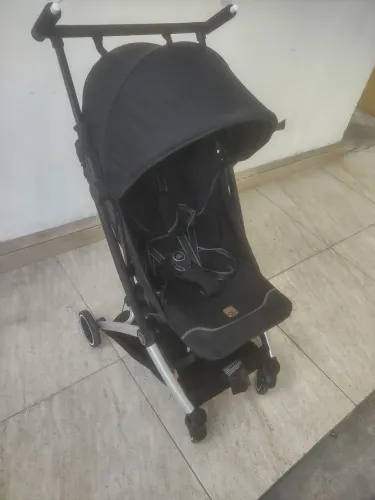 Carrinho de bebê gb
