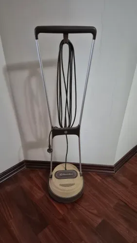 Enceradeira Electrolux 
