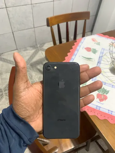 iPhone 8 64GB