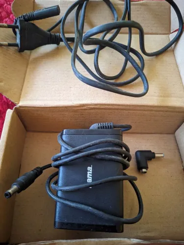 Fonte Carregador Para Notebook Hama 45W 19V / 15V