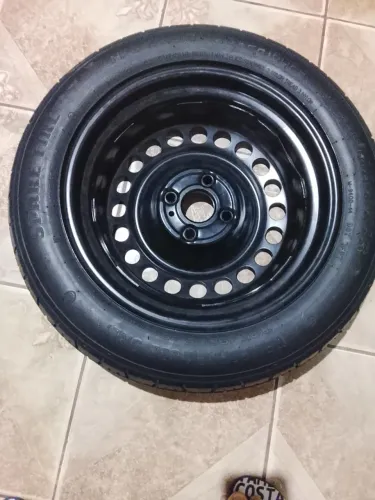 Pneu aro 15 novo com calha