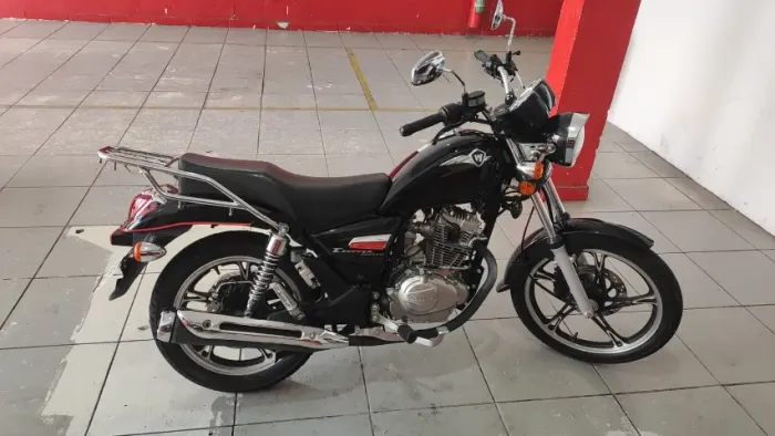 Suzuki haojue chopper road 150 2024 suzuki faço 12x sem juros no cartão no valor de tabela