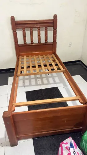 Cama Solteiro Madeira maciça