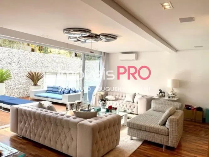 Excelente casa à venda 520m² no Pacaembu.