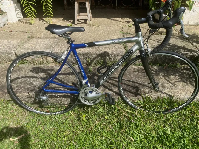Bicicleta Cannondale Sinapse Carbon