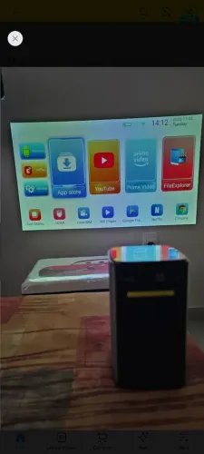 Projetor Byintek P70, com bateria, extremamente novo