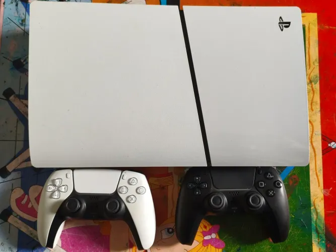PS5 1TB 2 Controles originais