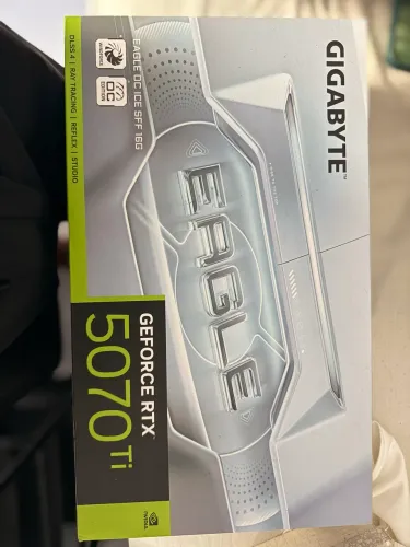 GeForce RTX? 5070 Ti EAGLE OC ICE SFF 16G