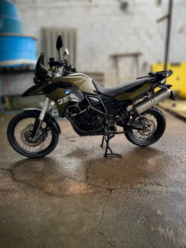 Vendo Gs 800cc.