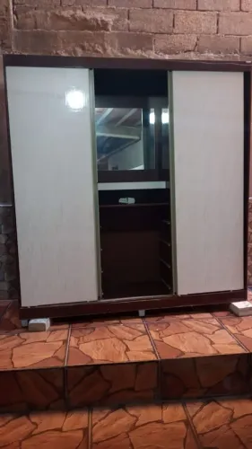 Guarda roupa masculino